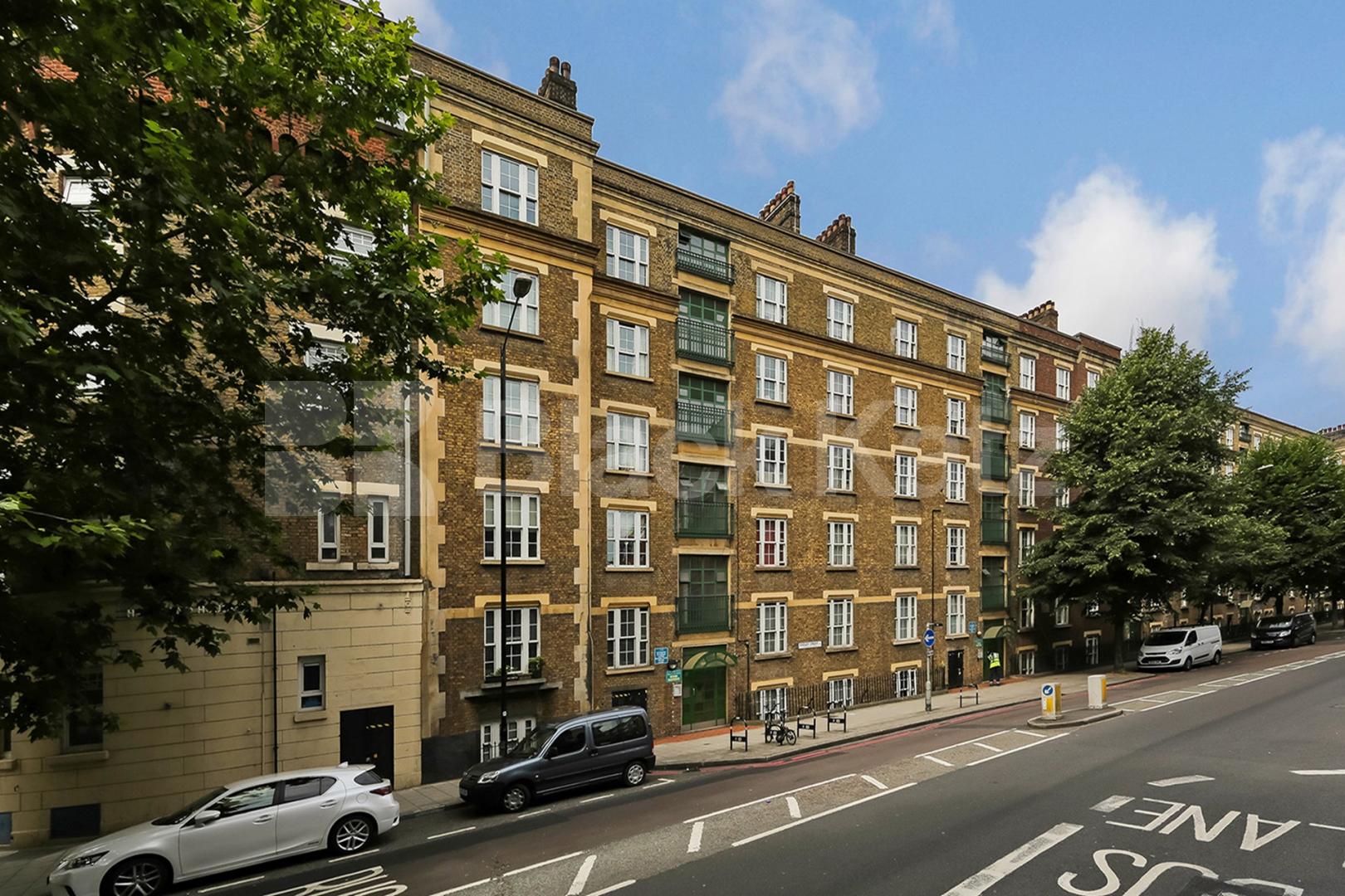 Superbly located three bedroomed apartment  Devon Mansions. Tooley Street , London Bridge